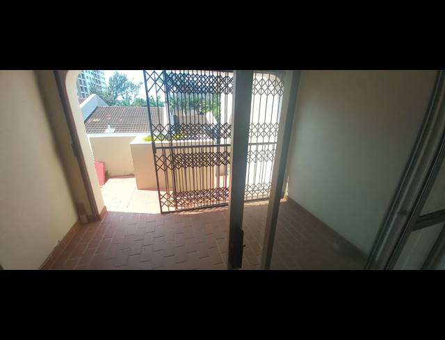 2 BEDROOM SIMPLEX TO LET IN UMHLANGA CENTRAL